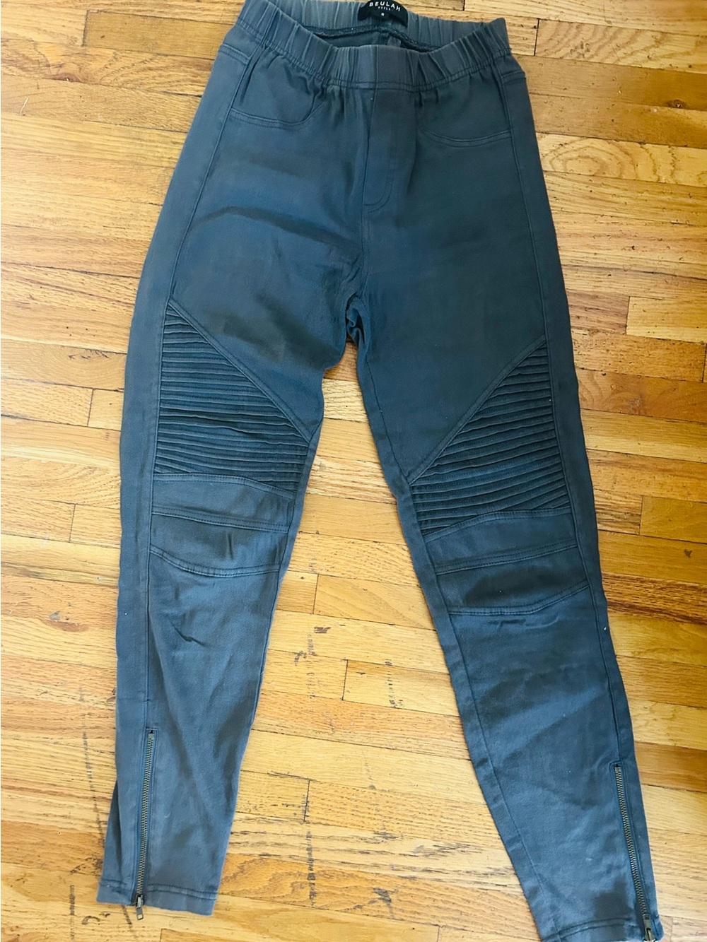 Women’s Black Moto-Style Ribbed Knee Jogger pants